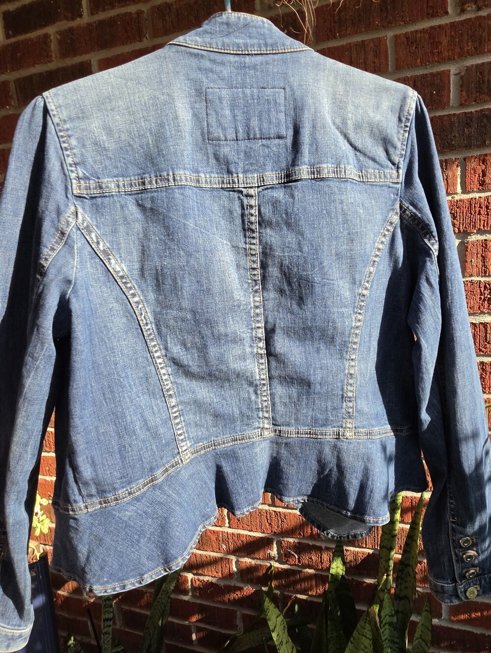 WHBM Feminine denim jacket 6 - Picture 6 of 9